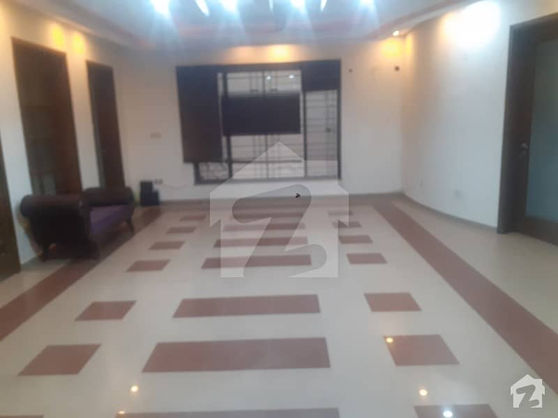 Near Mmalam Road Commercial  Basement  Portion For Rent
