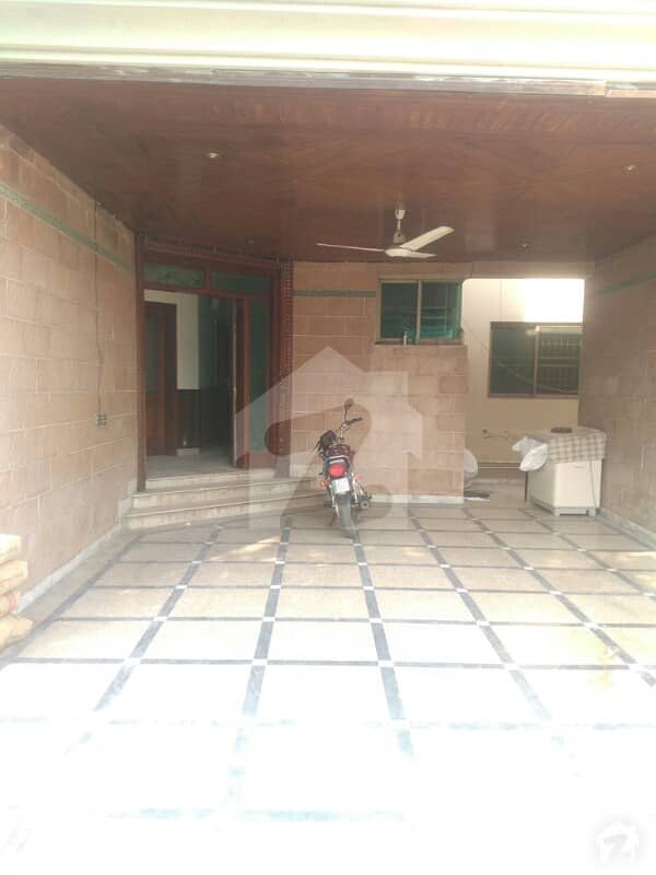 1 Kanal Lower Portion For Rent In Model Town Proper