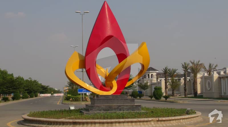 10 Marla Residential Plot In Bahria town Lahore