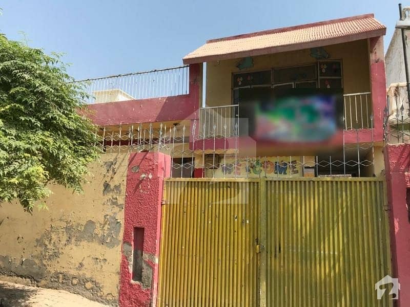 House Number 35-e  10 Marla House On Main Road Near Sabzi Mandi Great Location For Business House Is Near Metro Station Of Shah Rukn-e-alam Stop