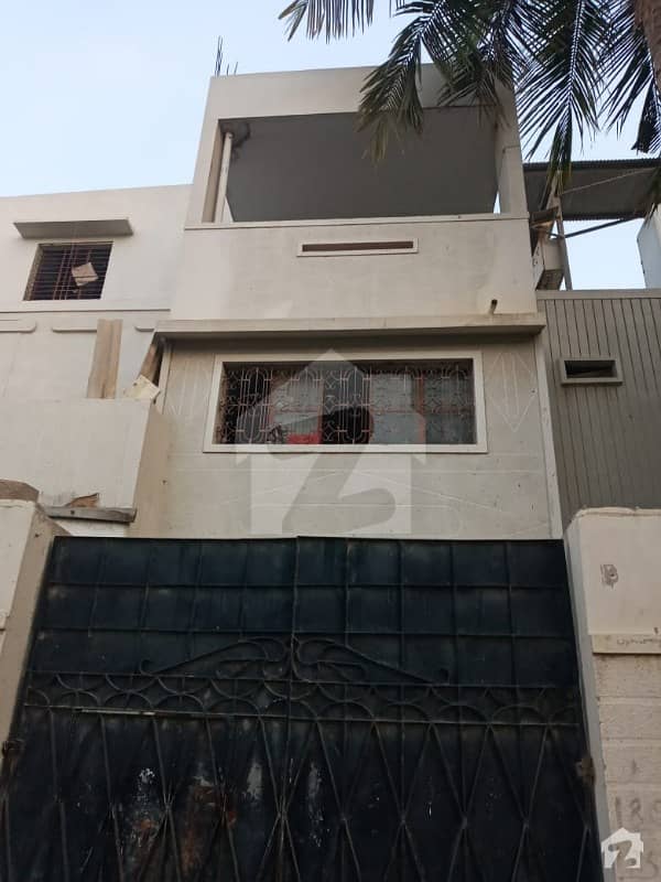 لانڈھی کراچی میں 5 کمروں کا 3 مرلہ مکان 58 لاکھ میں برائے فروخت۔