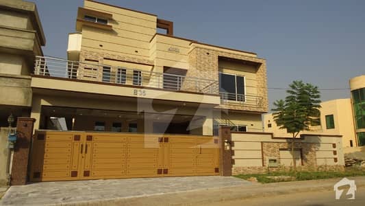 ڈی ایچ اے فیز 2 - سیکٹر بی ڈی ایچ اے ڈیفینس فیز 2 ڈی ایچ اے ڈیفینس اسلام آباد میں 6 کمروں کا 1 کنال مکان 5.6 کروڑ میں برائے فروخت۔ ڈی ایچ اے فیز 2 - سیکٹر بی ڈی ایچ اے ڈیفینس فیز 2 ڈی ایچ اے ڈیفینس اسلام آباد میں 6 کمروں کا 1 کنال مکان 5.6 کروڑ میں برائے فروخت۔