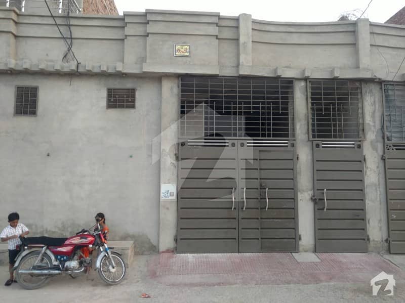 حسن کالونی رحیم یار خان میں 2 کمروں کا 4 مرلہ مکان 32 لاکھ میں برائے فروخت۔