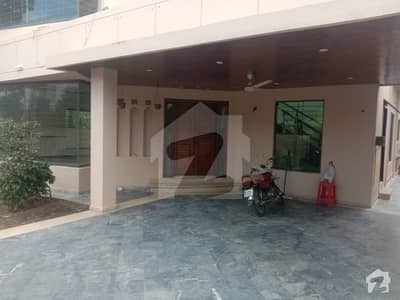 Hot Location One Kanal Bungalow For Rent Hot Location One Kanal Bungalow For Rent