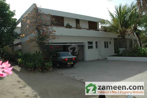 2 bed with attached baths house in NESPAK III on defence road near IEP