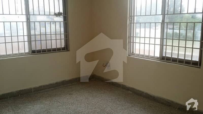 Upper Portion For Rent 4 Bed 3 Baths Tv Lounge Boring Separate Gate