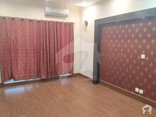 1575  Square Feet Upper Portion Is Available For Rent