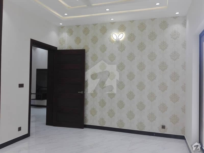 House For Sale In Mumtaz Colony