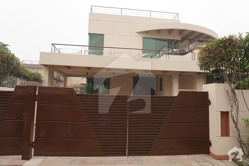 Habib Property Offers 1 Kanal Old Bungalow For Sale In Dha Lahore Phase 4 Block Gg