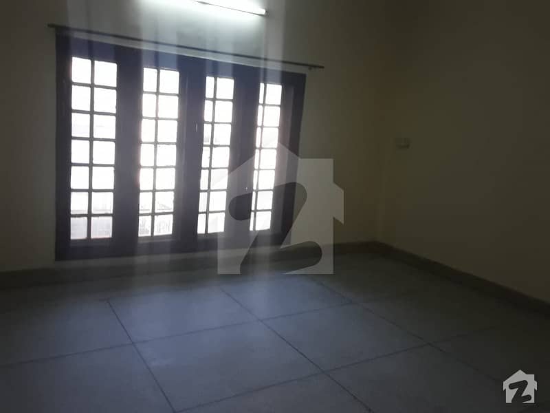 666 Sq Yards  Upper Portion Is Available For Rent