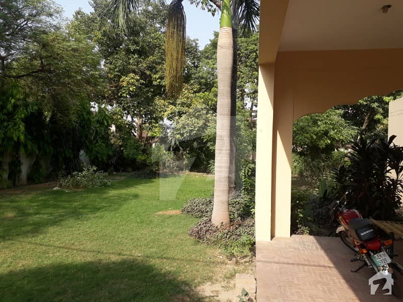 3.12 Kanal Old House For Sale 3.12 Kanal Old House For Sale