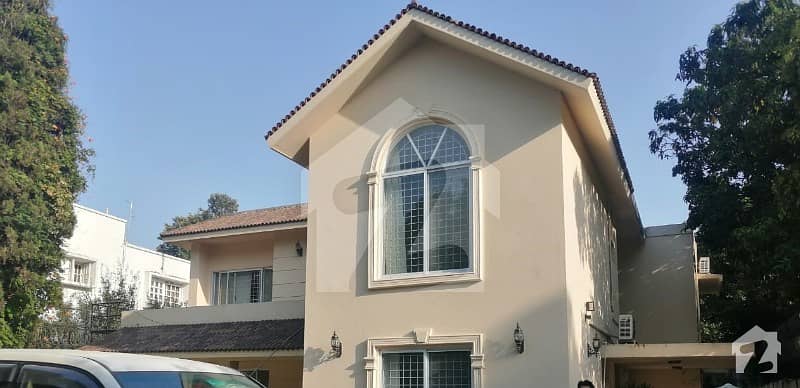 13500  Square Feet House For Sale In G-6