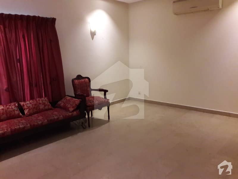 Kanal Full House Is Available For Rent In Dha Phase 4