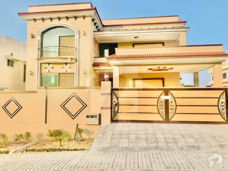 1 Kanal Brand New Luxuries House For Sale On Ideal Location