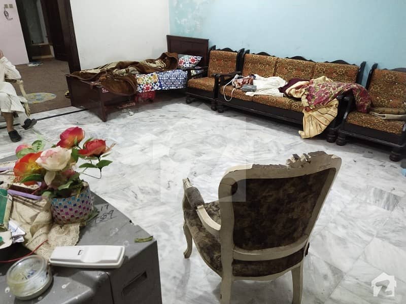 ارباب سبز علی خان ٹاؤن ایگزیکٹو لاجز ارباب سبز علی خان ٹاؤن ورسک روڈ پشاور میں 4 کمروں کا 5 مرلہ مکان 29 ہزار میں کرایہ پر دستیاب ہے۔
