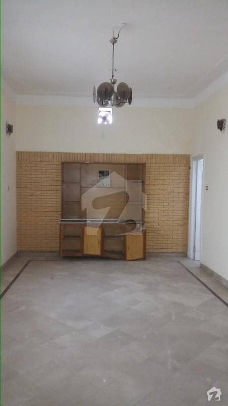 4500  Square Feet House Is Available In Peoples Colony No 1
