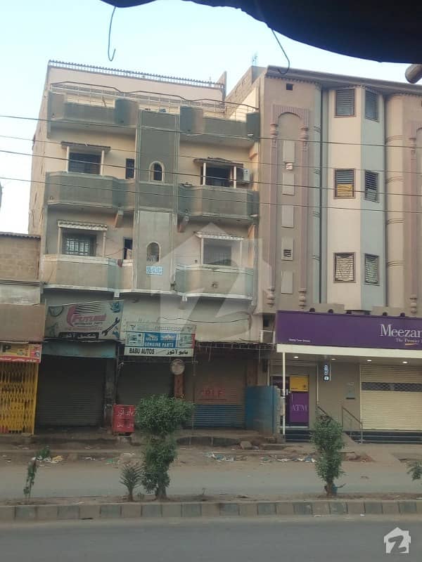 مجاہد آباد اورنگی ٹاؤن کراچی میں 8 کمروں کا 7 مرلہ مکان 5.5 کروڑ میں برائے فروخت۔