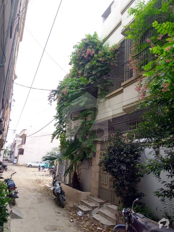 60 Yards House Near Rado Market Johar Blk 12