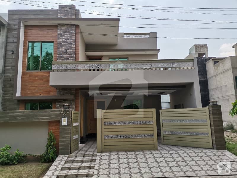 A Nicely Build 10 Marla Brand New Double Storey Luxury House Is Available For Sale In Beautiful Wapda Town