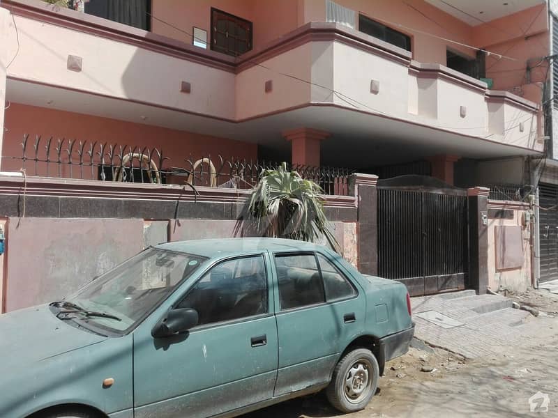 نارتھ کراچی ۔ سیکٹر 11اے نارتھ کراچی کراچی میں 6 کمروں کا 10 مرلہ مکان 2.5 کروڑ میں برائے فروخت۔