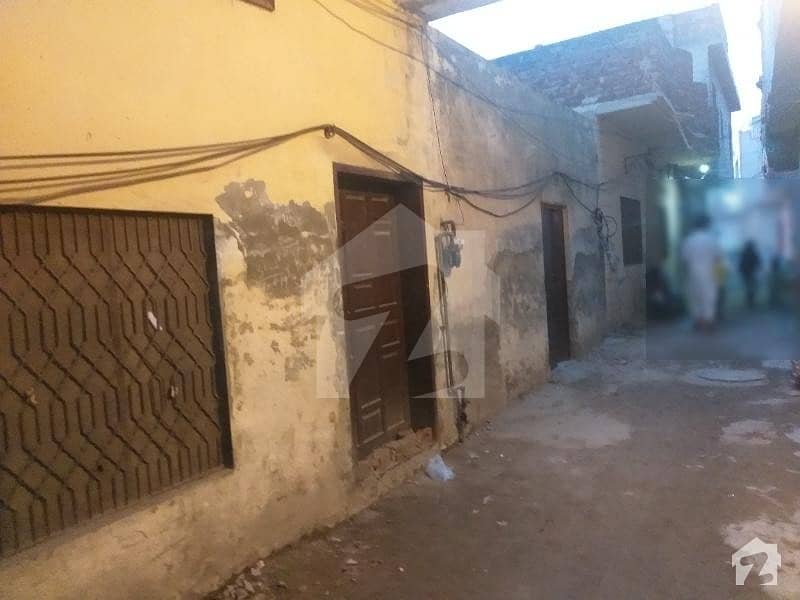 باغبانپورہ لاہور میں 3 کمروں کا 6 مرلہ مکان 65 لاکھ میں برائے فروخت۔