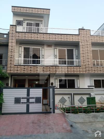 Brand New 25x40 House For Sale In G 13 Brand New 25x40 House For Sale In G 13