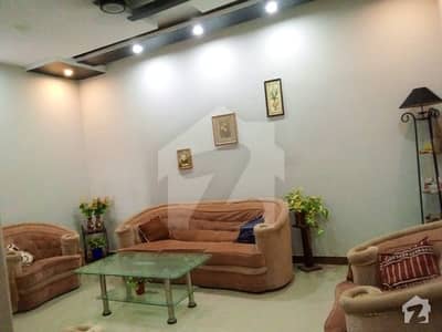 Upper Portion Of 150  Square Yard Available In Shahra-E-Usman