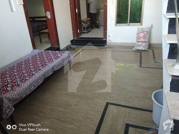 Allama Iqbal Town 5 Marla Upper Portion For Rent