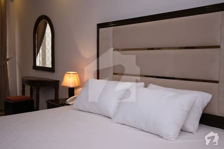 REHMAN SUITES Available For Rent DAILY WEEKLY MONTHLY REHMAN SUITES Available For Rent DAILY WEEKLY MONTHLY