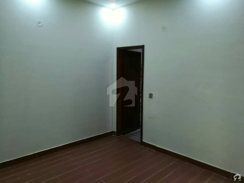 ایڈن بولیوارڈ ہاؤسنگ سکیم کالج روڈ لاہور میں 3 کمروں کا 5 مرلہ مکان 95 لاکھ میں برائے فروخت۔