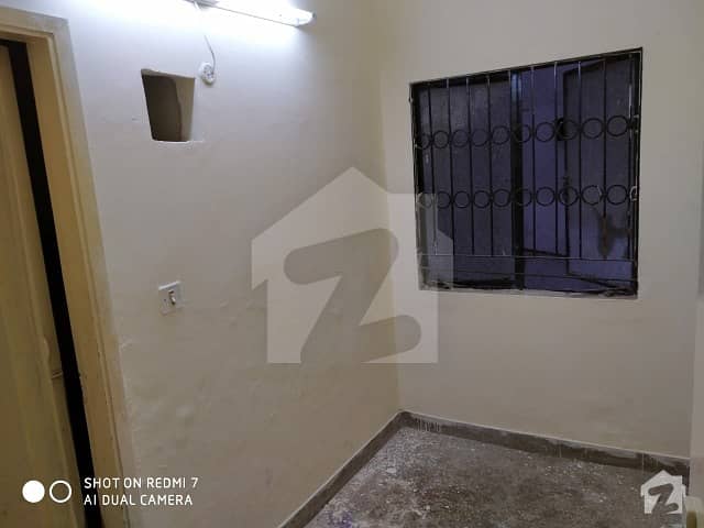 ڈیفنس گارڈن کراچی میں 3 کمروں کا 7 مرلہ فلیٹ 57 ہزار میں کرایہ پر دستیاب ہے۔
