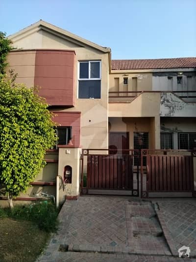 5 Marla House Available For Rent 5 Marla House Available For Rent