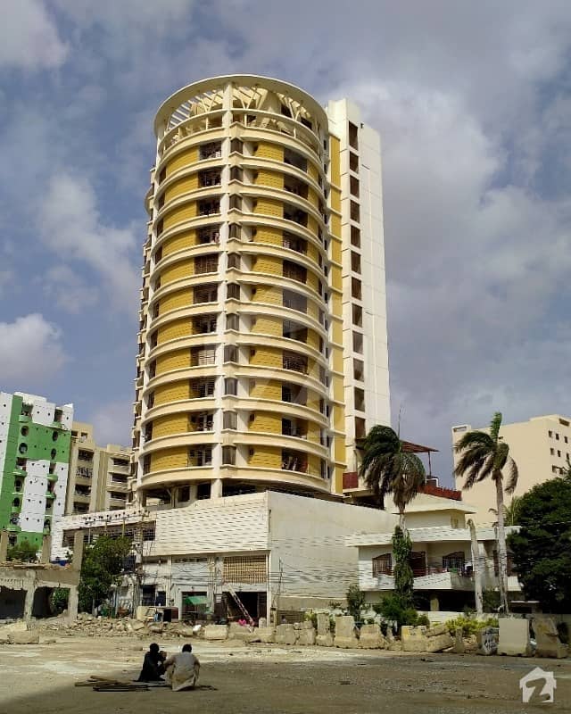 North Nazimabad Flat Sized 1600  Square Feet Is Available