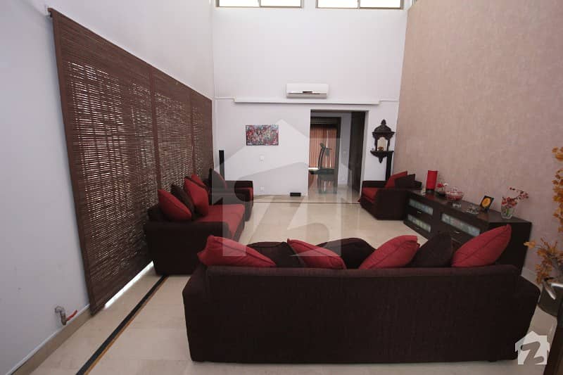 2 Kanal Lower Furnished Portion Available For Rent