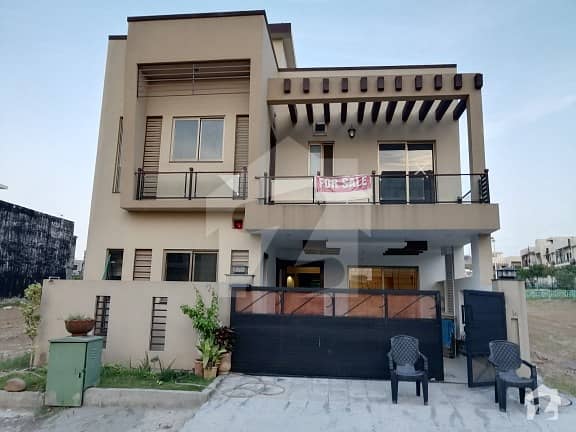 7 Marla Brand New House For Sale