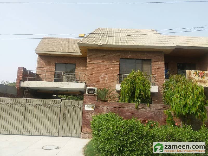 Beautiful Double Storey House For Sale Township Sector C1, Township