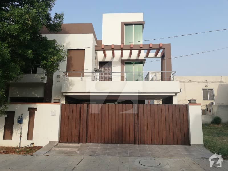 10 Marla House For Rent In Gulbahar Block Sector C Bahria Town