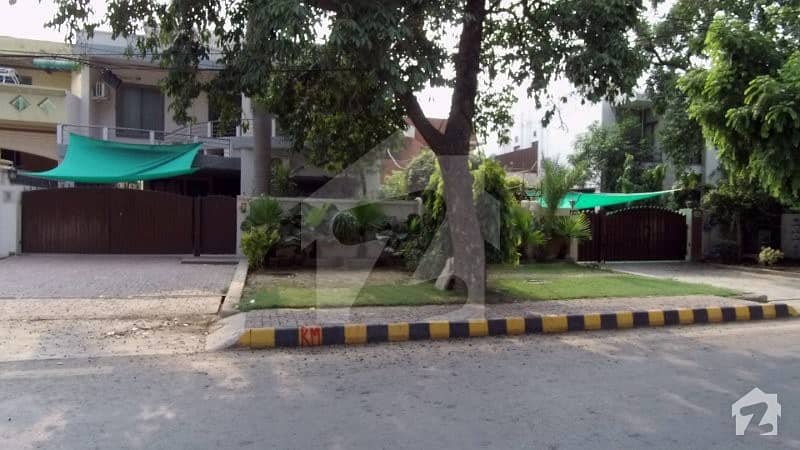 16 Marla House For Sale On Sarwar Road Cantt Lahore