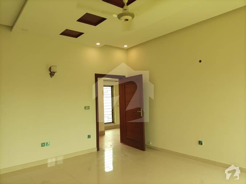 1 Kanal Newly Upper Portion For Rent In Dha Phase 4