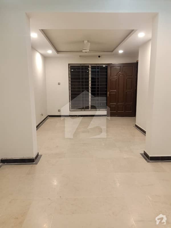 Luxury Upper Portion Available For Rent In E-11/2