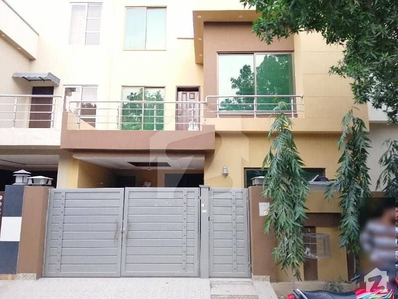5 Marla Beautiful House For Sale In Bb Block Sector D Bahria Town Lahore