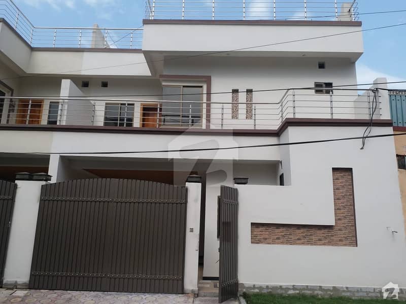 In Warsak Road House For Sale Sized 7 Marla