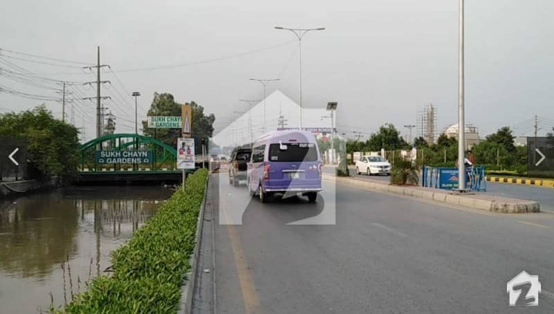 کینال گارڈن ۔ بلاک ڈی کینال گارڈن لاہور میں 10 مرلہ رہائشی پلاٹ 95 لاکھ میں برائے فروخت۔