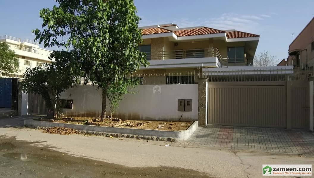 Triple Storey House Available For Sale In F6 Islamabad F6, Islamabad