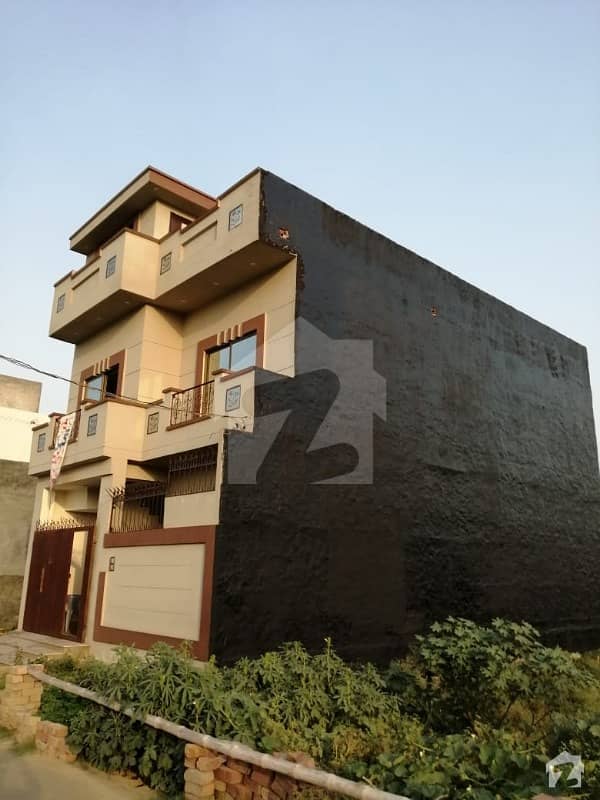 الاحمد گارڈن ہاوسنگ سکیم جی ٹی روڈ لاہور میں 4 کمروں کا 5 مرلہ مکان 86 لاکھ میں برائے فروخت۔