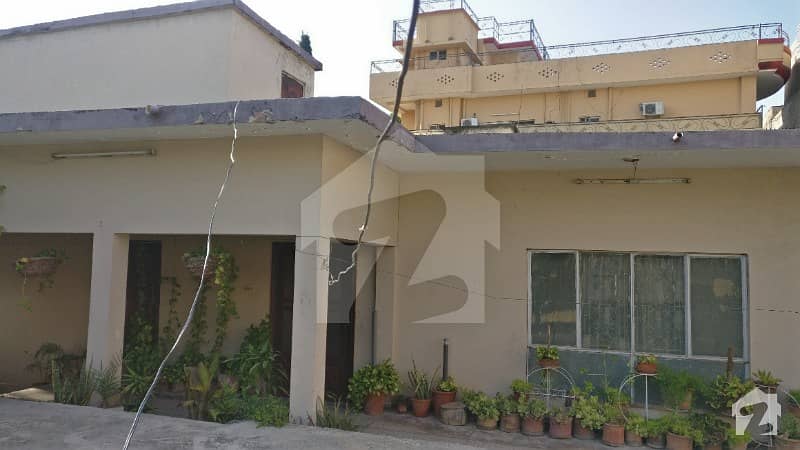 House Sized 5400  Square Feet Is Available For Sale In Gulistan Colony