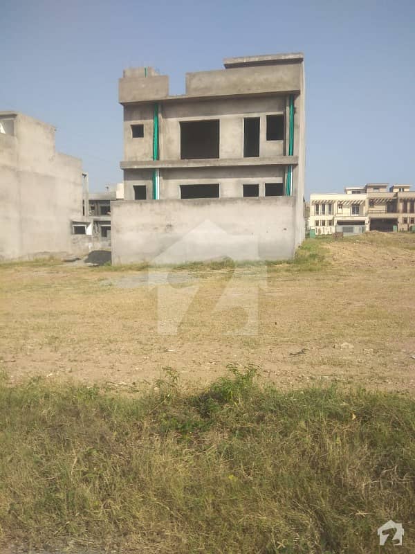 7 Marla Under Structure House For Sale In Umer Block
