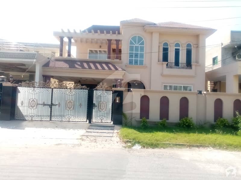 DC Colony House For Sale Sized 1 Kanal