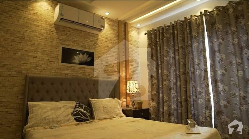 بحریہ ٹاؤن لاہور میں 1 کمرے کا 2 مرلہ فلیٹ 46 لاکھ میں برائے فروخت۔