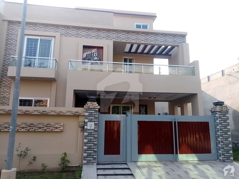 Ideal House For Sale In DC Colony